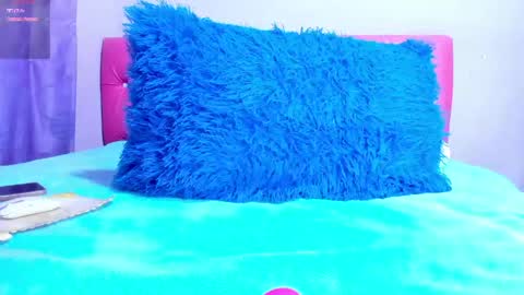 Snapshot of cristaln07 chatting on 05-09-26, 02:39 Natis online show from 05-09-26, 02:39