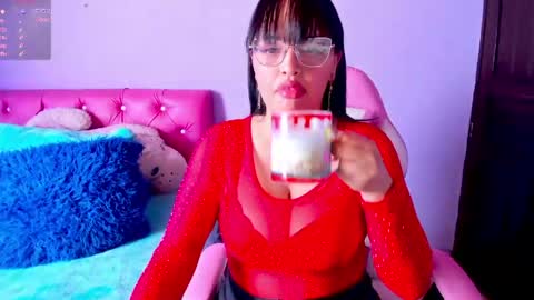 Snapshot of cristaln07 chatting on 05-09-26, 02:44 Natis online show from 05-09-26, 02:44