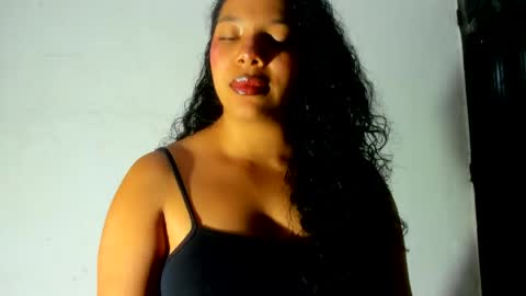 Snapshot of cristalsmith_tease14 chatting on 06-06-26, 03:00 cristal online show from 06-06-26, 03:00