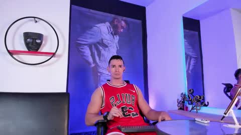 Snapshot of cristhian_wolf1 chatting on 05-25-26, 12:49 CRIS online show from 05-25-26, 12:49