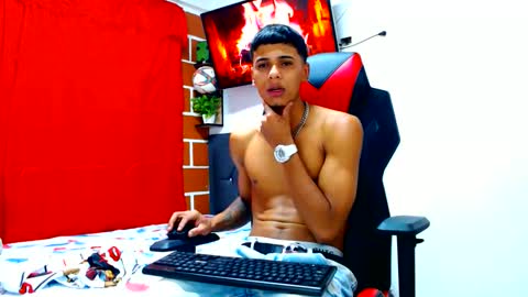 Snapshot of cristiantayron chatting on 06-06-26, 06:29 cristian online show from 06-06-26, 06:29