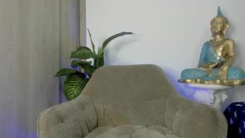  Cristian  online show from 10-30-25, 05:53