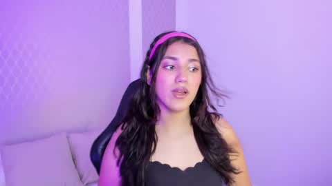 C R I S T I N online show from 04-28-26, 09:31