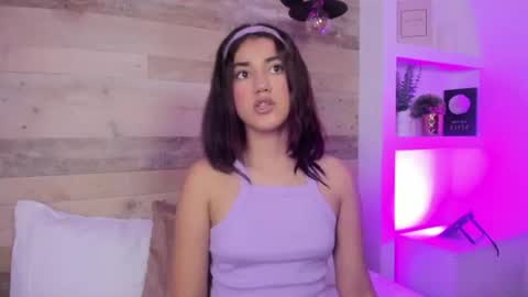 C R I S T I N online show from 07-28-26, 02:40
