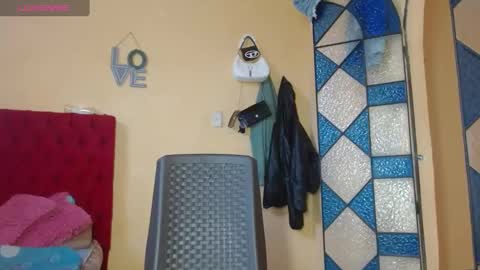 cristinamontiel74 online show from 02-02-25, 02:45