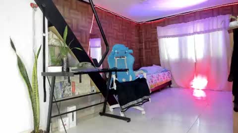 Julieta online show from 07-25-26, 06:16