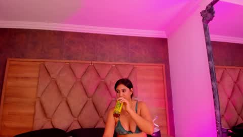 CristineRain online show from 05-04-26, 05:47