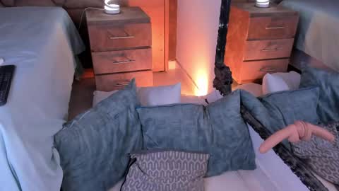 CristineRain online show from 05-12-26, 05:04