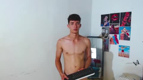 Cristofer online show from 03-03-25, 04:25