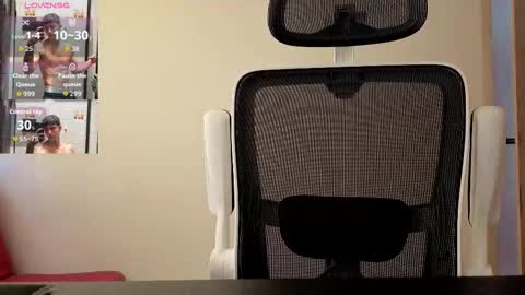 cristopher23  online show from 10-24-25, 04:47