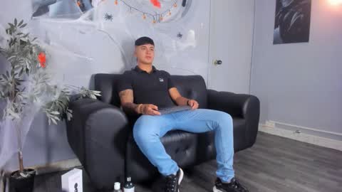 Cristopher online show from 10-04-25, 11:08