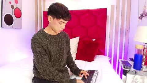 Cristopher  online show from 03-12-26, 08:37