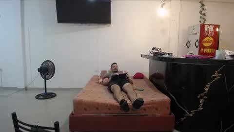 crisyoha4020 online show from 10-24-25, 08:05