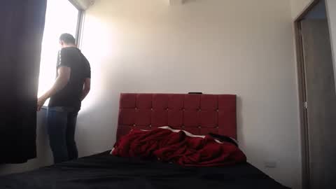 crisyoha4020 online show from 11-30-25, 07:51