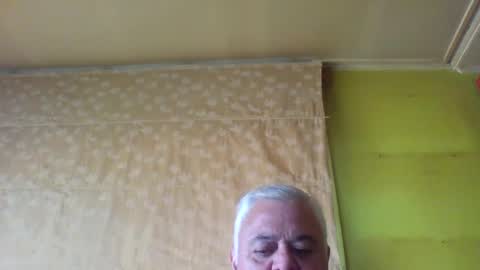 Snapshot of crmperez chatting on 12-24-24, 09:55 crmperez online show from 12-24-24, 09:55