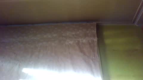 Snapshot of crmperez chatting on 12-25-24, 11:31 crmperez online show from 12-25-24, 11:31