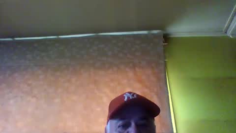 Snapshot of crmperez chatting on 03-06-25, 05:54 crmperez online show from 03-06-25, 05:54