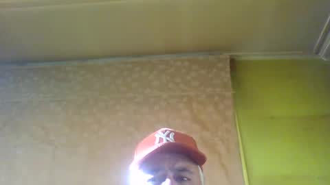 Snapshot of crmperez chatting on 03-08-25, 10:13 crmperez online show from 03-08-25, 10:13