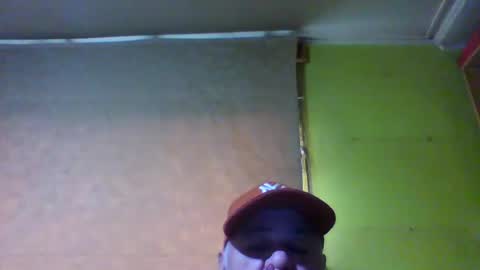 Snapshot of crmperez chatting on 09-21-25, 08:32 crmperez online show from 09-21-25, 08:32