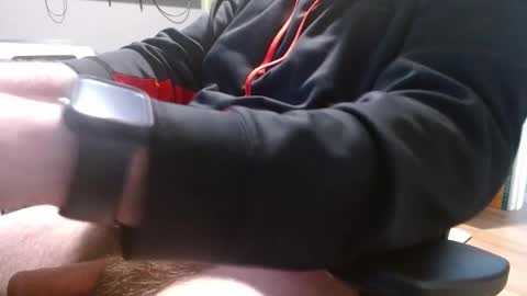 Uhmmwho online show from 02-14-25, 08:15