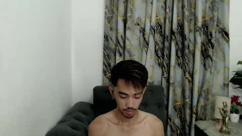 Snapshot of crocodale chatting on 09-24-25, 09:34 crocodale online show from 09-24-25, 09:34