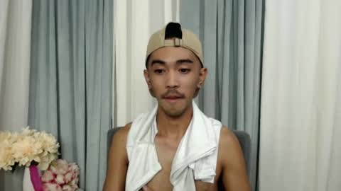 crocodale online show from 04-16-26, 05:36