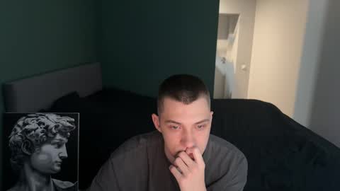 cronck52 online show from 12-19-25, 11:34