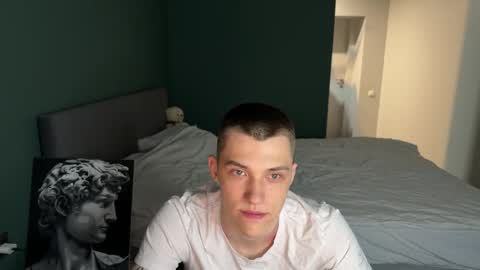 cronck52 online show from 12-22-25, 09:45