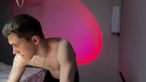 cronck52 online show from 04-19-26, 07:27