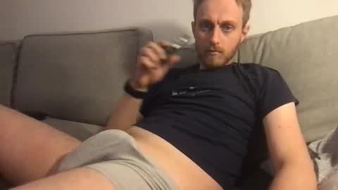 crosilla71 online show from 04-24-26, 08:44