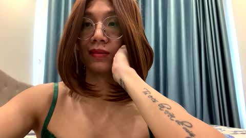 Anna online show from 05-29-26, 03:37