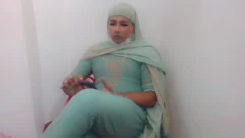 Crossy Angel online show from 04-07-26, 06:52