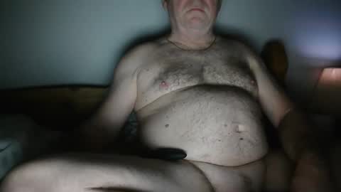 Crowbarbi online show from 01-31-25, 11:46