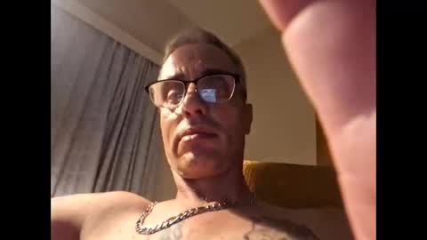 Snapshot of crucut80 chatting on 12-08-24, 11:19 Crucut online show from 12-08-24, 11:19