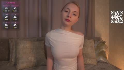 Rina online show from 11-26-25, 09:43