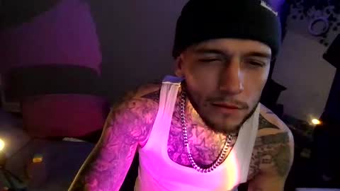 Snapshot of cruz815 chatting on 03-19-26, 06:39 cruz815 online show from 03-19-26, 06:39