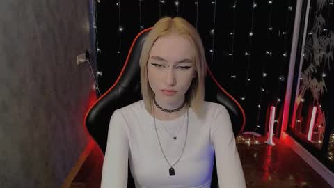 Snapshot of crybambi chatting on 02-06-26, 07:12 crybambi online show from 02-06-26, 07:12