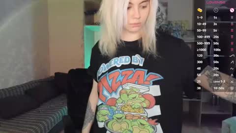 Snapshot of cryptobjgirlv2 chatting on 02-21-26, 11:55 Lilith online show from 02-21-26, 11:55