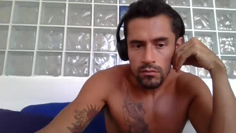 Colombian Milkman online show from 01-30-25, 10:41