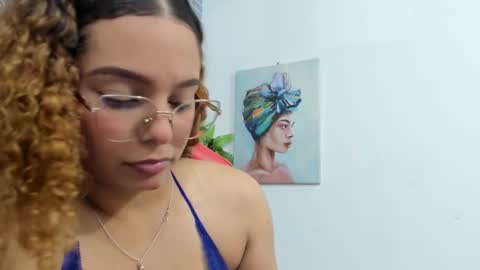 Crystal online show from 12-01-25, 06:24