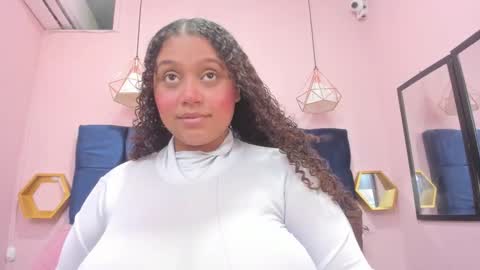 crystal_butterfly1 online show from 11-09-25, 12:58