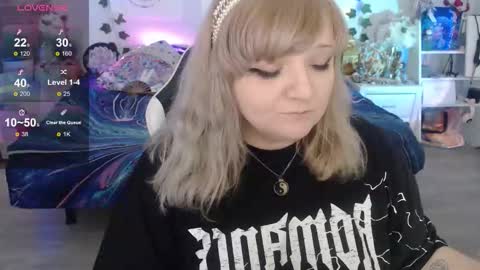 Snapshot of crystal_galaxy chatting on 11-03-25, 07:53   online show from 11-03-25, 07:53