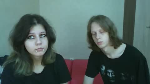 Crystal and Marcl online show from 11-11-25, 10:21