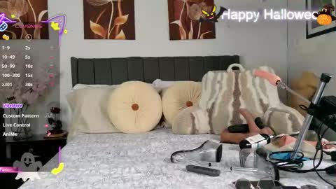 Snapshot of crystal_ray_777 chatting on 11-02-25, 07:49 CRYSTAL online show from 11-02-25, 07:49