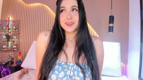 Snapshot of crystal_star16 chatting on 06-02-26, 10:12 Chris online show from 06-02-26, 10:12