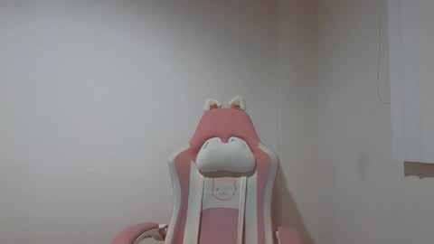 Crystal Blaze online show from 12-20-25, 09:27