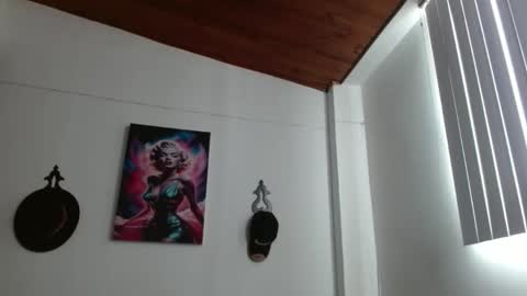 Crystal Blaze online show from 04-04-26, 01:30