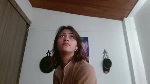 Crystal Blaze online show from 04-05-26, 01:19