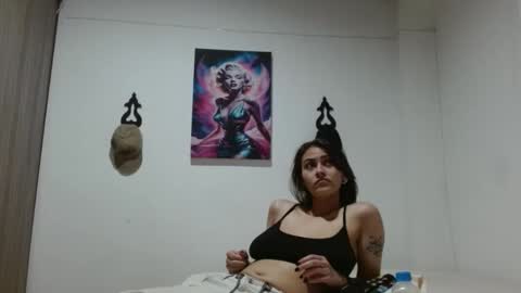 Crystal Blaze online show from 04-21-26, 02:51