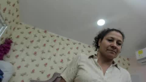 Milf Latina online show from 05-19-26, 01:28